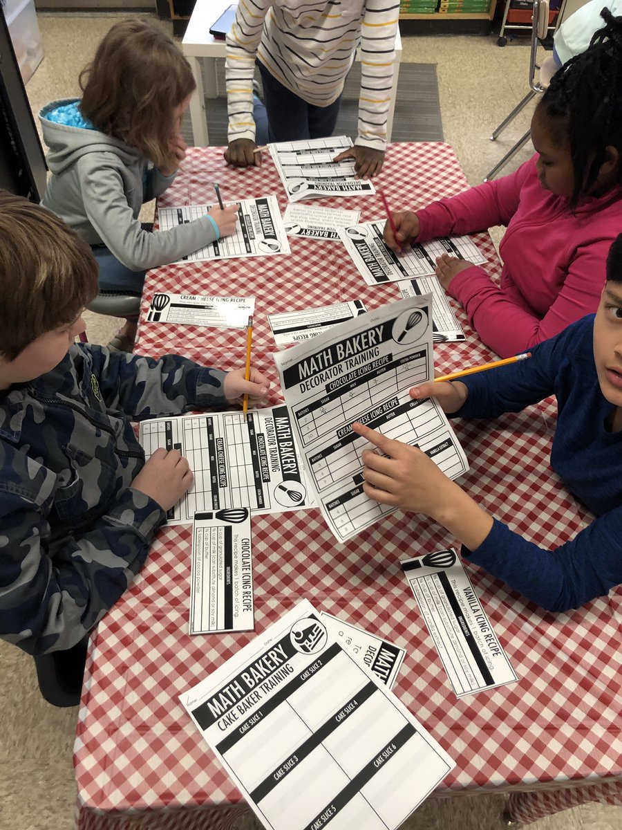 Mrs_Pfeifer_3's tweet photo. Fraction Bakery in room 15 today! @BCPSMATH @JoppaViewES https://t.co/IKDkb7AfB6