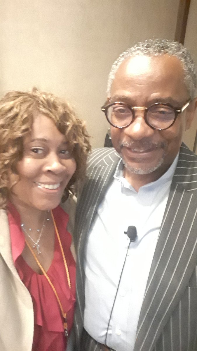 AverettBrenda's tweet photo. Clinical Scholars #Dr. Johnson The Impact of Demographic Shifts #Excellent https://t.co/zLGxt65rkD