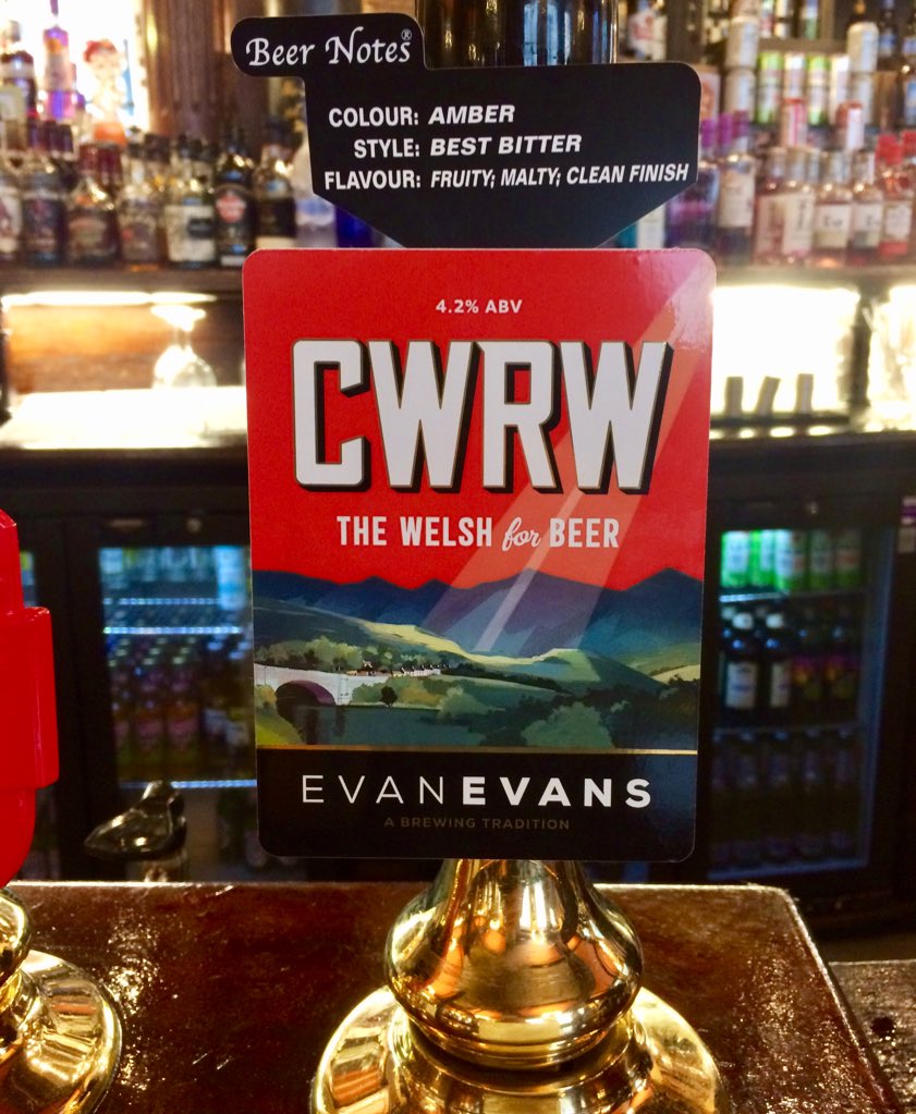 The language of beer is universal #CWRW 🏴󠁧󠁢󠁷󠁬󠁳󠁿🍺@EvanEvans1767