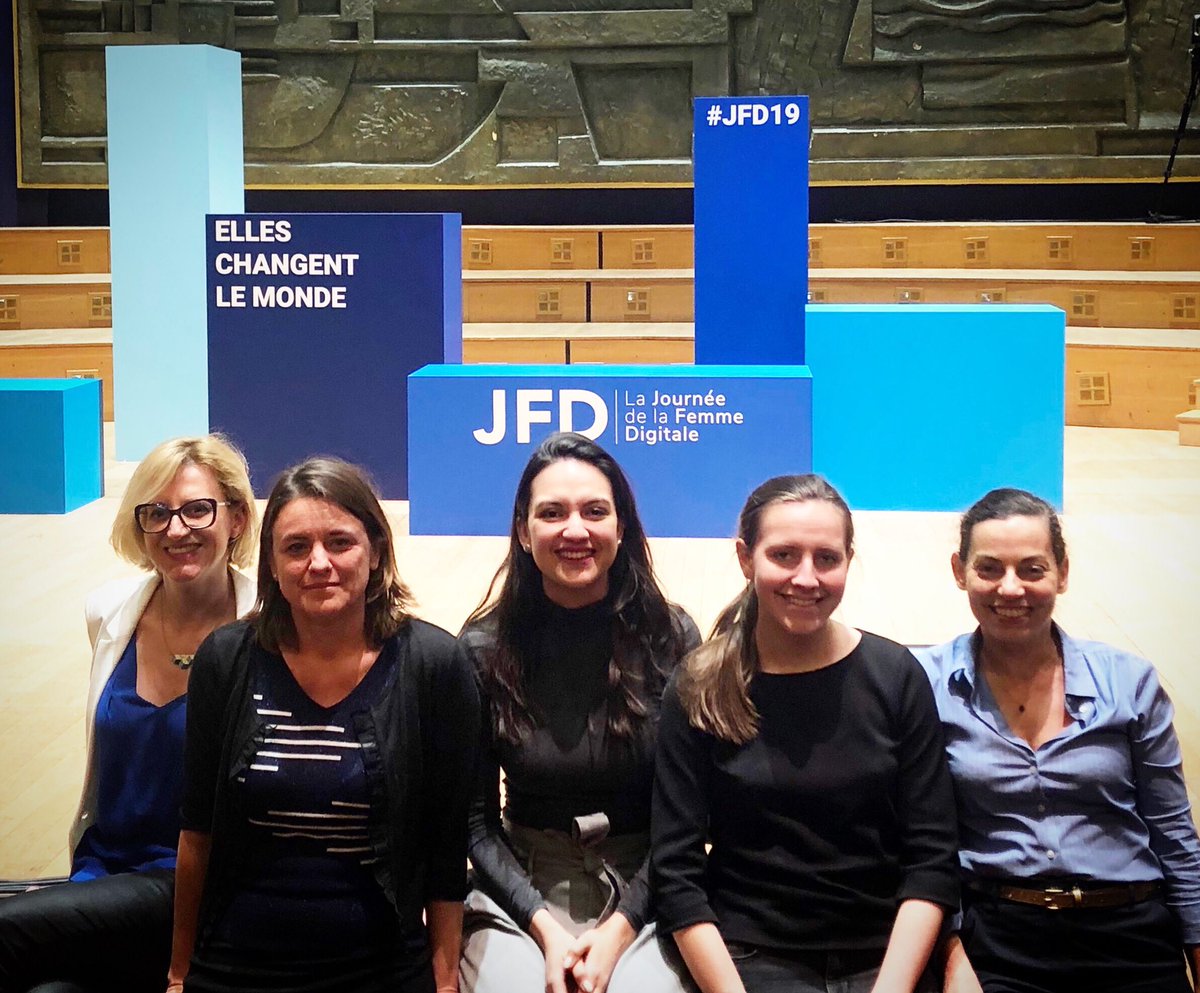 <a href="/wavestoneFR/">Wavestone France</a> team à la @JFDOfficiel ! Super conférences, super ambiance, des femmes inspirantes et de nombreux défits à relever !!! 💪🏻💪🏽 #womenintech #womenindata #inclusion #womenempowerment #womenindigital