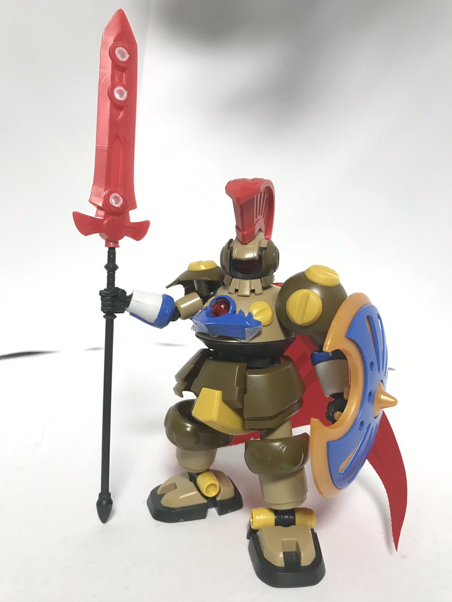 NowTkc's tweet photo. にせ・アキレス2号機に着手!
今回は腕と手をアキレスで!
武器はほねほねザウルスの剣に!!
軸を開けただけなのでアキレスランスの柄でザンバーも出来る!!
#LBX
#LBX_RS
#LBX_AxD
#ダンボール戦機 https://t.co/4AVrwY53Xp