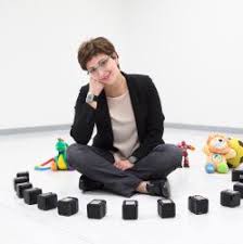 L'intervista di Simona Sirianni alla ricercatrice <a href="/monica_gori/">Monica Gori</a>, coordinatrice del progetto e del laboratorio <a href="/UVip_iit/">UVIP Research Line</a> dell'IIT. Il servizio pubblicato su <a href="/VanityFairIt/">Vanity Fair Italia</a>  #Abbi <a href="/WeDrawproject/">WeDraw</a> urly.it/31pzs