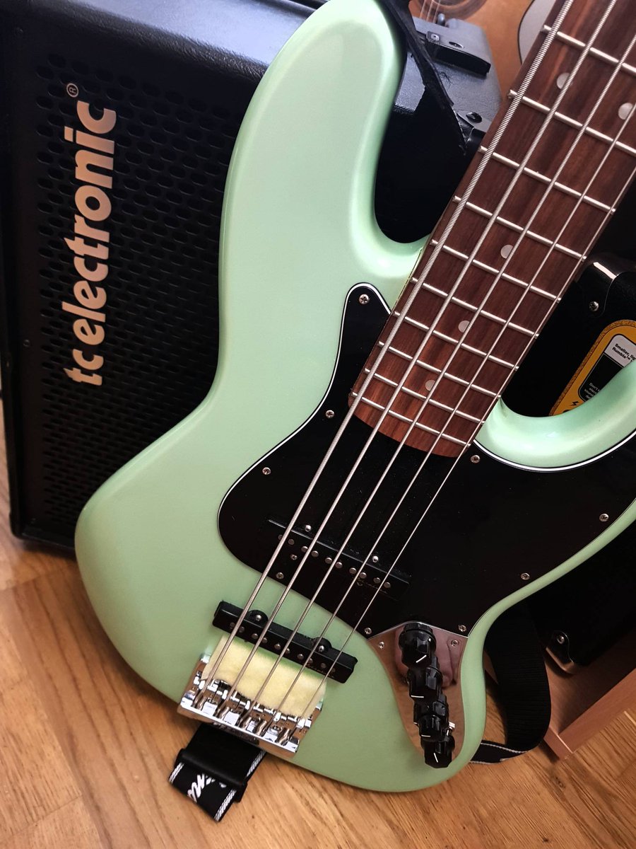 bwollsbone's tweet photo. Bass Guitar, Brass and Music Theory Lessons - get in touch for rates and availability.

#leisureactivities #musicalinstrument #guitar #bassguitar #electricguitar https://t.co/3PNn9ODodw