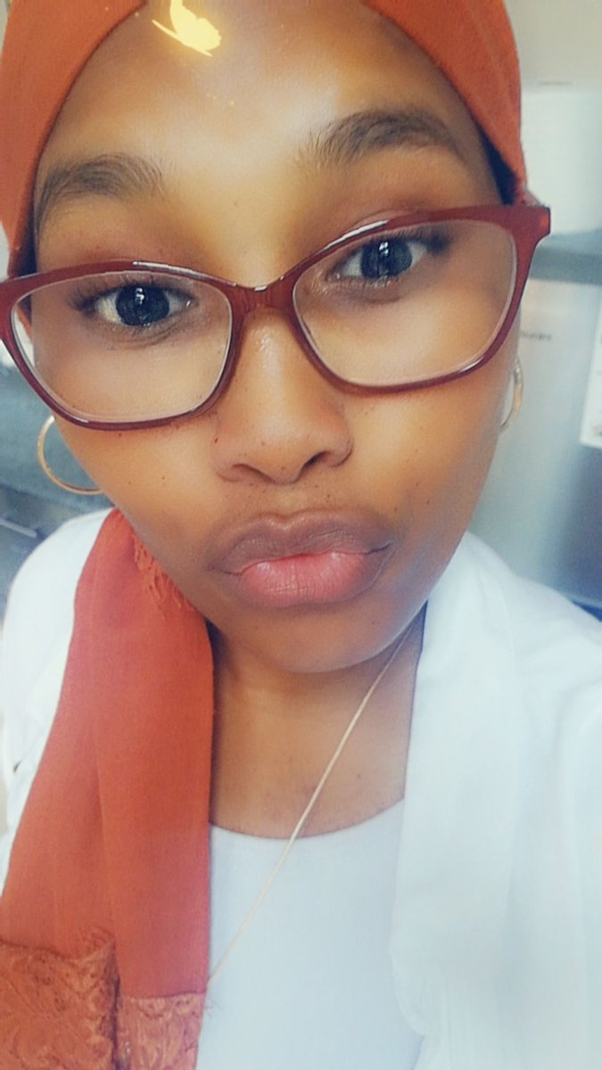 NanaZulu's tweet photo. Flu has me looking half dead today
But atleast I didnt leave ... #WednesdayMotivation https://t.co/NQ7jYatVU6