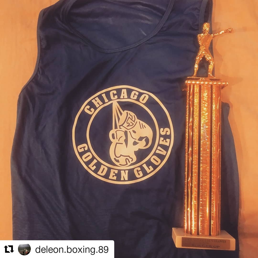 Hammer_Chicago's tweet photo. #Repost @deleon.boxing.89 (@get_repost)
・・・
I'm sad to say I lost the final fight in the @CHIGoldGloves by a split decision.  I fought a prepared competitor in Charles Blood and have nothing but respect for his hard work in the ring. It was a close fight... https://t.co/0ugaQ0IRgy