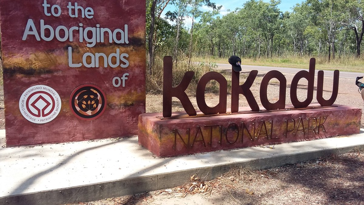 camthomson16's tweet photo. With #NTLearningAdventures viewing some awesome cultural landscape excursion sites: ready for our Ss to engage in rich learning experiences ๐ซ "Where have you taken school excursions"? ๐ค #edchat @NSWEducation @RosenMiss @abcdarwin @EduTweetOz @HTANSW https://t.co/7vbNTgfUSa