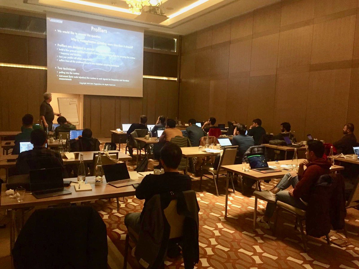 Keytorc's tweet image. Bugün Java Performans Mühendisliği’nin bir numaralı ismi Kirk Pepperdine ile "Java Performance Tuning Workshop"ımızı gerçekleştirdik.
#Workshop #Java #JavaPerformance #JVM #jPDM