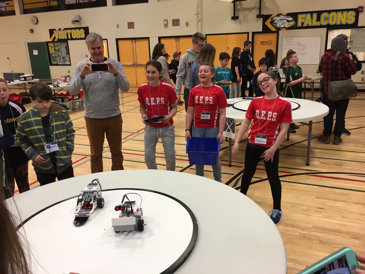 MrsLQEPS's tweet image. Three best-of-threes and three wins! Go Queen E! @RCDSBIT #RCDSBTechX