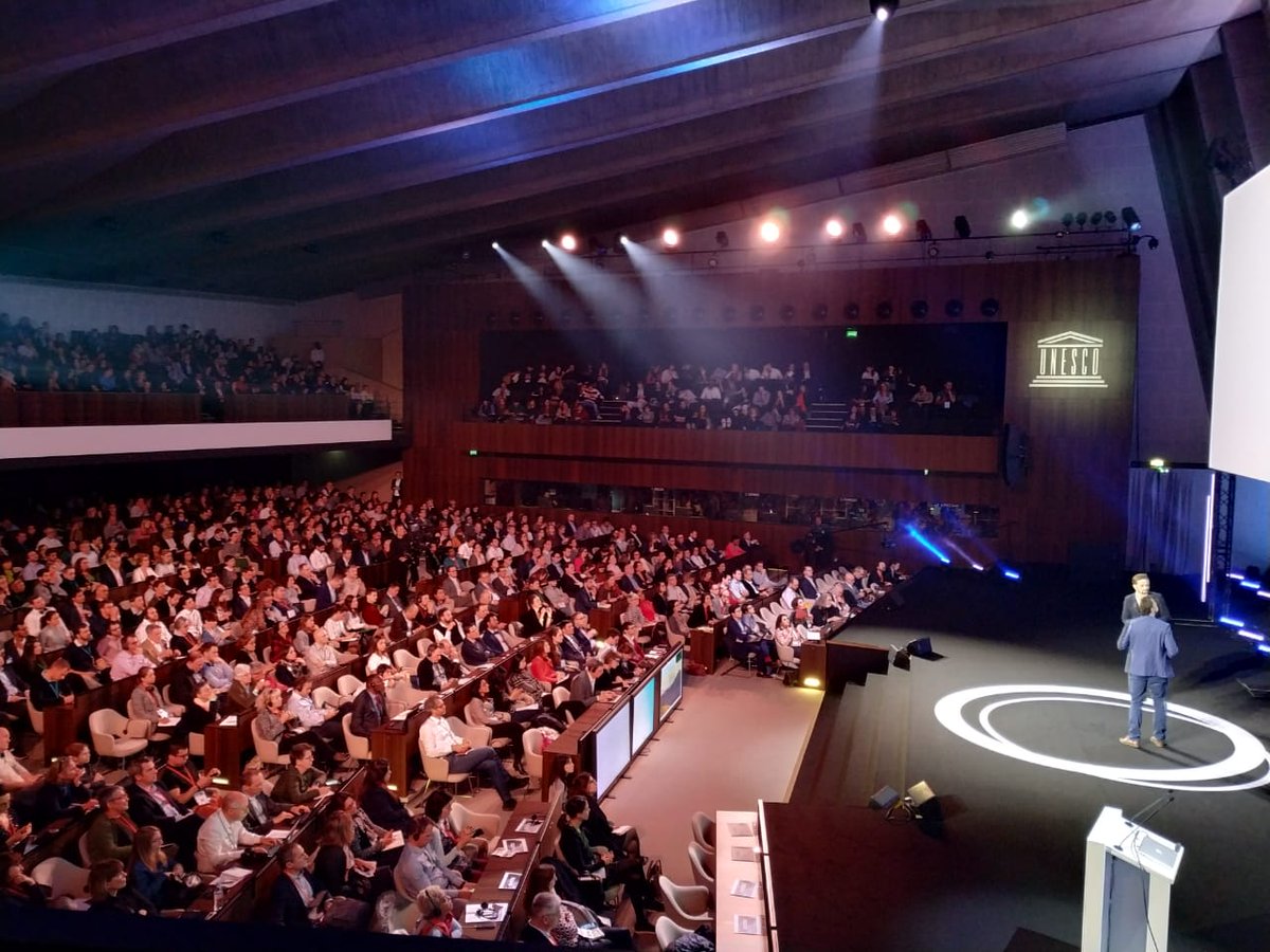 fintual's tweet image. Pedro, cofundador de @fintual, hablando de nuevas tecnologías en la UNESCO en París. #netexplo #TechForGood