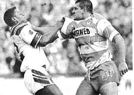 catalanmedia's tweet photo. Good Friday... a time to show love towards your fellow man ❤💛
The Derby...
@WiganWarriorsRL v @Saints1890
@SuperLeague
#NewBeginnings
#oldenemies https://t.co/jZmZDircVf