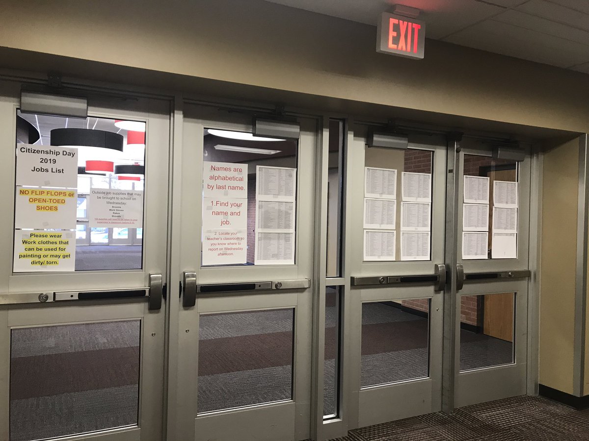 SJNeill13's tweet photo. Jobs are posted, dumpsters are here. It’s time for Buhler High School Citizenship Day 2019! It’s time to #GiveBackBuhler #313teach #bexceptional #uknighted https://t.co/2LOeBfsZ7T