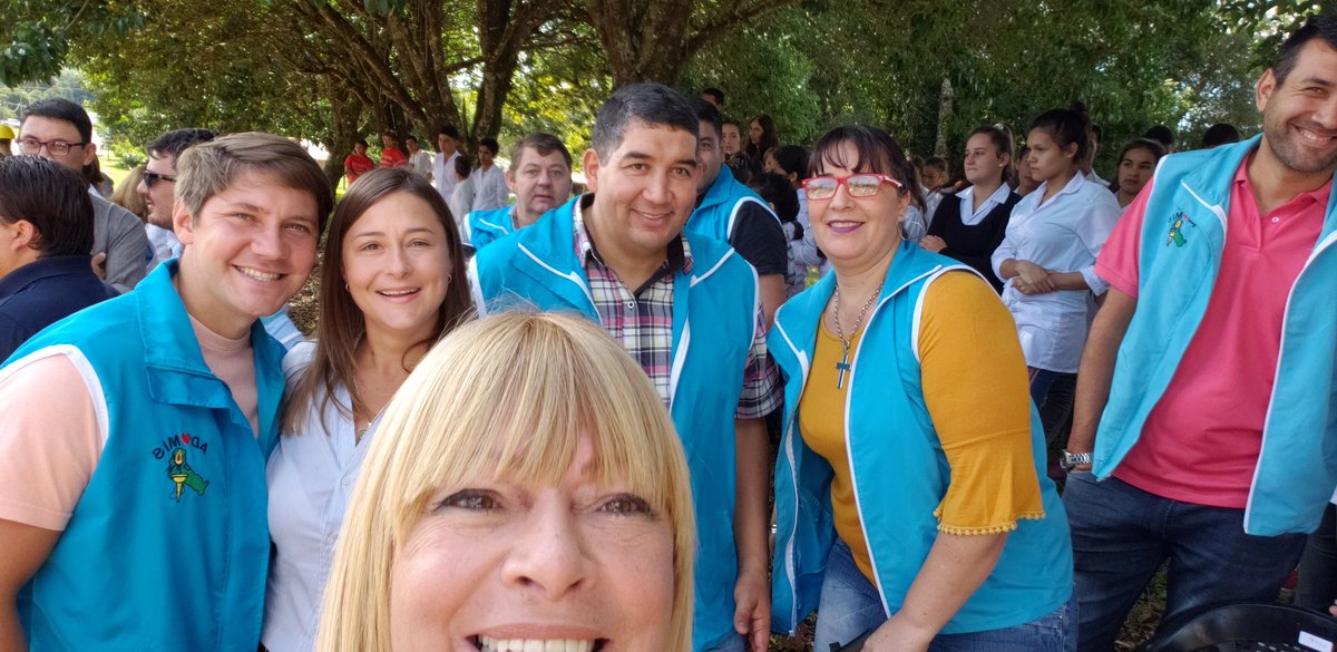 mariluleverberg's tweet photo. Recorriendo asfalto acceso a #ArroyoDelMedio y calles principales! @udpm_misiones @ADOMIS_Misiones @mario_wojcik https://t.co/uUMJSu0ZBV