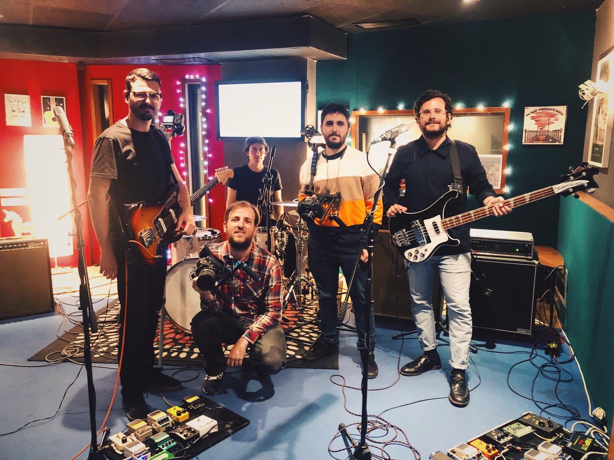 RamonMarrades's tweet photo. Tornem hui @121_dB per gravar Nostàlgia de Futur en una #LittleCanyonSessions @LittleCanyon_St https://t.co/uhqb23lc5f