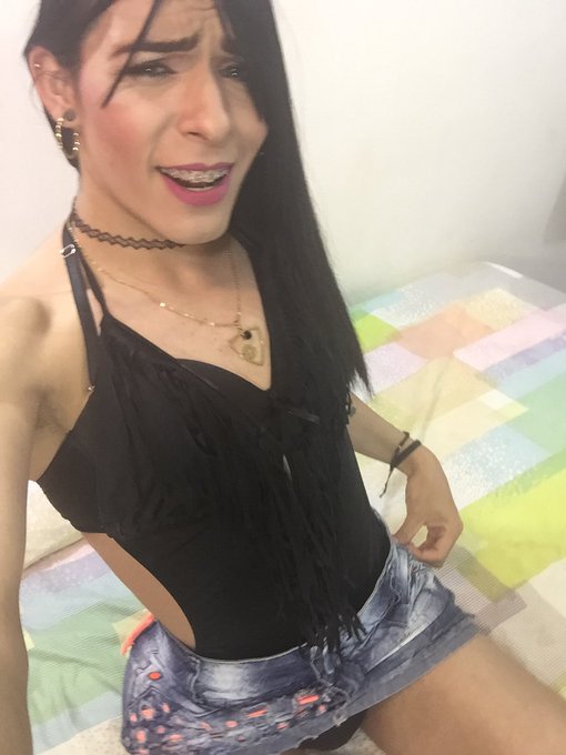 Muchos RT chicos y subo algo sin nada mas tarde 😈😈😈 https://t.co/YplmGAMqFE<a href="/tag/sexy"class="tags"><span>#sexy</span></a><a href="/tag/chaturbate"class="tags"><span>#chaturbate</span></a><a href="/tag/funnytime"class="tags"><span>#funnytime</span></a><a href="/tag/modeloswebcam"class="tags"><span>#modeloswebcam</span></a>