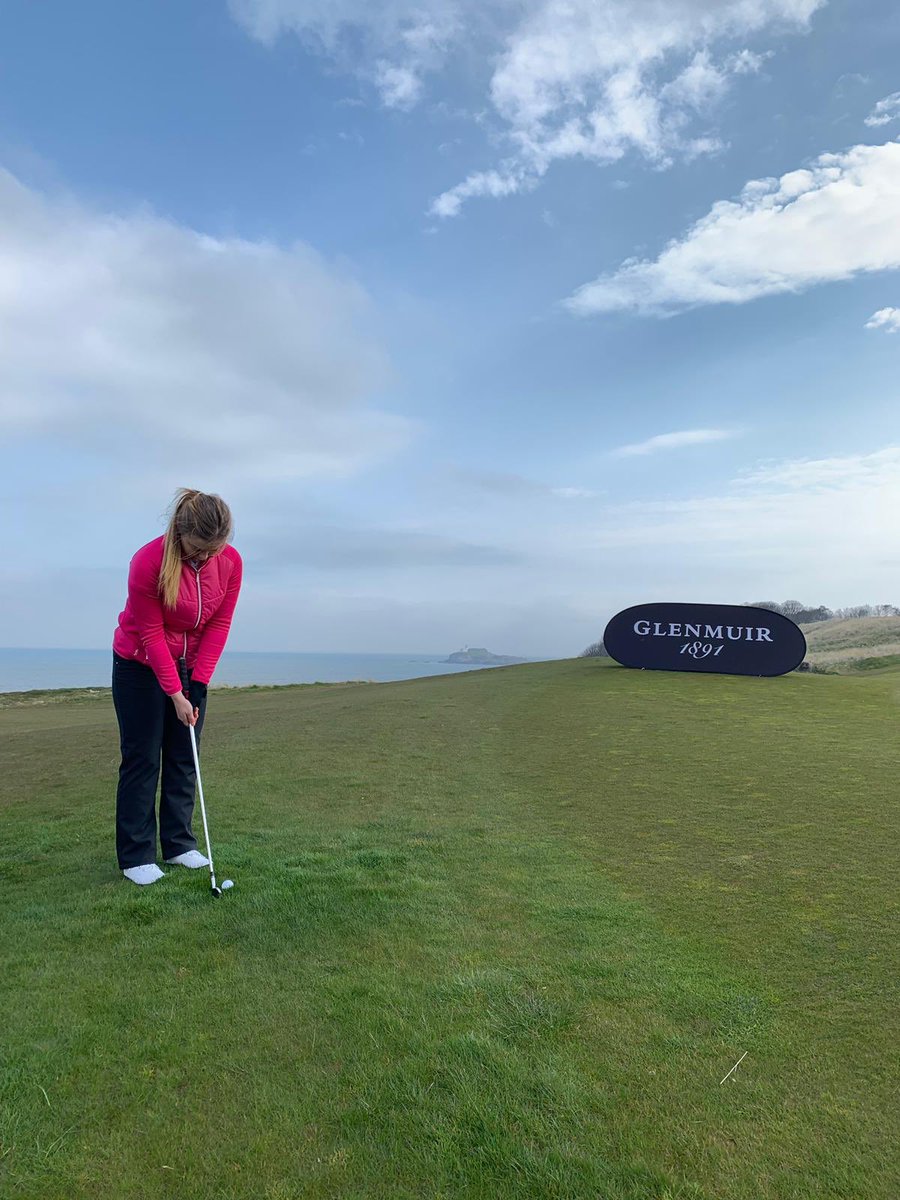 bethscottgolf's tweet photo. What a day! Filming some tips with @Glenmuir1891 and @AMurrayGolf 🏴󠁧󠁢󠁳󠁣󠁴󠁿🏌🏼‍♀️ https://t.co/11BlNSgoiW