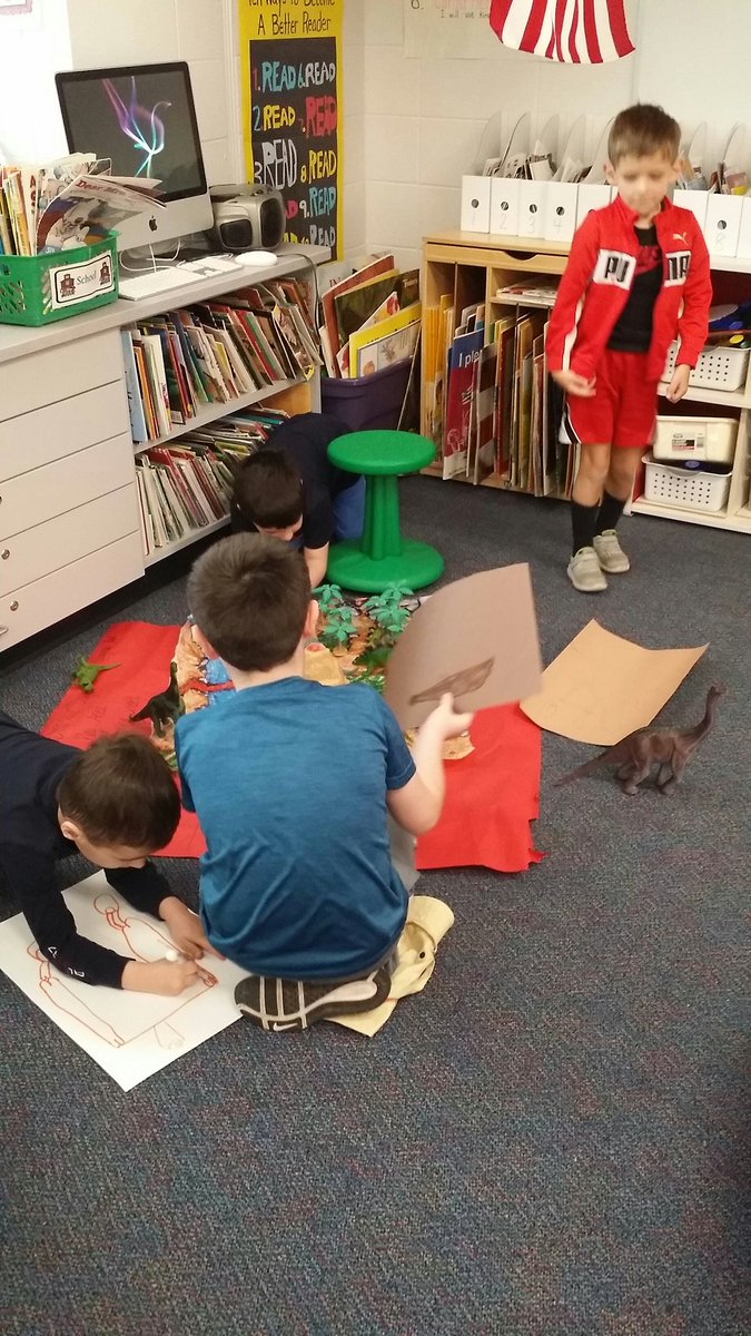 Dino dig in PL for kinders is coming together! <a href="/lpelczynski/">Linda Pelczynski</a> <a href="/GreenbrierGator/">Greenbrier Gator</a>