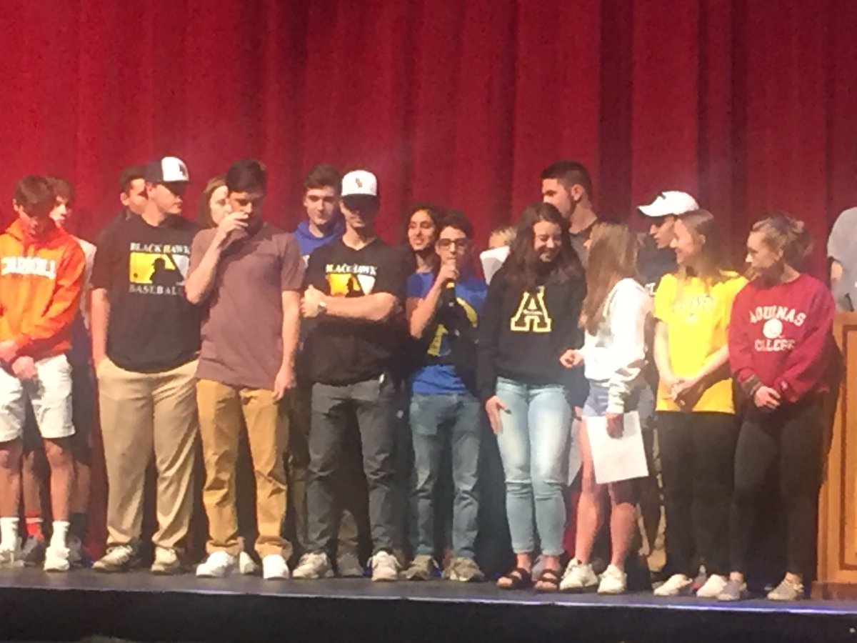 DGS_Wrestling's tweet photo. Big day for SR Matt Straus as he signed to wrestle for @AugustanaWR !!! #strausstrong #southstrong https://t.co/KBDJ4G51SA