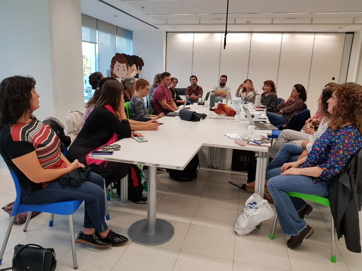 RAdPC's tweet photo. En las instalaciones del @ccdelaciencia, el martes 16 de abril, se desarrolló la Asamblea Anual de la Red Argentina de Periodismo Científico #RADPC, con la participación de asociados de diferentes ciudades del país mediante videoconferencia. 
[Abrimos hilo] https://t.co/q66Ghwd6tA