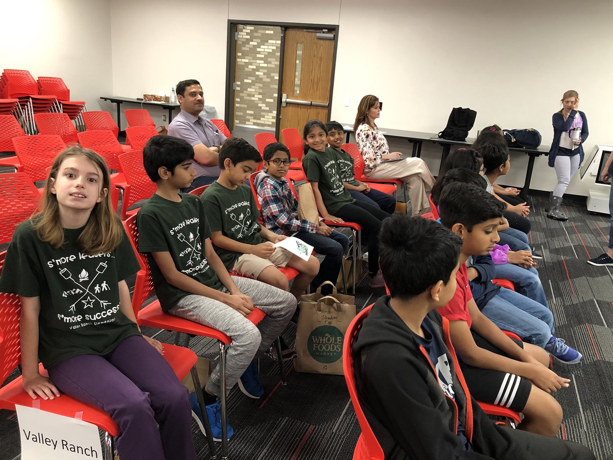 AWECasto's tweet photo. @VRE_STARS Getting ready to start the District Geo Bee #CISDCOVERSTORY https://t.co/cTL0xEShfJ