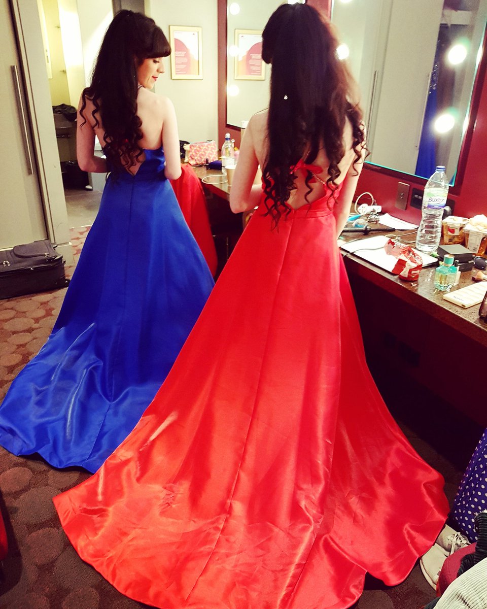 ClassicalTwins's tweet photo. Thank you @RachelAllan for our dream dresses for the @RoyalAlbertHall & supporting amazing @MusicManProject
β€οΈ π¨βππ¨βπππ #musicmaninspace #musicmanproject #royalalberthall https://t.co/eehkVMGCyV