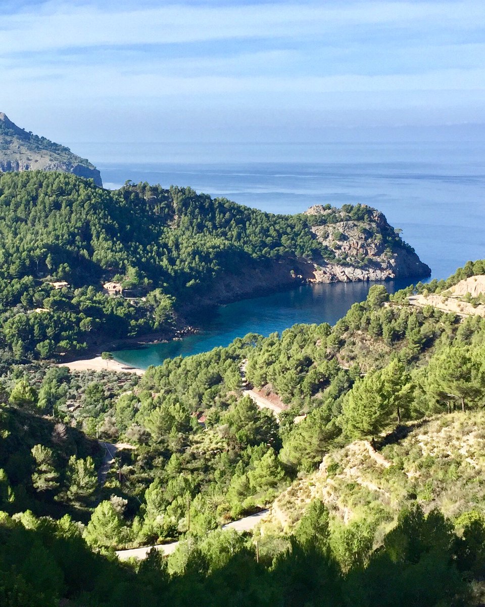 PrestigeVillasM's tweet photo. Recognise this? Cala Tuent is a stunning little beach down next to one of the most iconic parts of the island, Sa Calobra. Going down a long, windy road full of hairpin bends this is a magnificent sight to see.
.
.
.
.
.
.
#mallorcaholidays #holiday #calatuent #exploremallorca https://t.co/lZY3H4Ijy8
