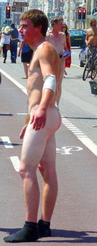 D4XPSIdWwAA4fzw.jpg:large