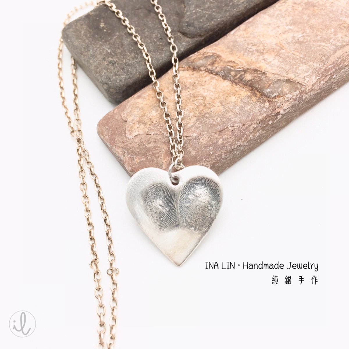 inalin723's tweet photo. [Twin Sisters Pure Silver Fingerprint Necklace]

#Singapore #toapayoh #taiwan #inalinhandmadejewelry #artclay #metalclay #silverclay #course #handmade #handcraft #puresilver #finesilver #999silver #mto #pendant #handmadesilverjewelry #handcraftjewelry
#fingerprint
#sgworkshop https://t.co/LOBVCYIkdq