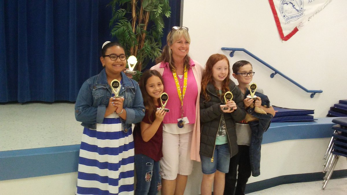 Nelson_Media's tweet photo. Mini Bob winners! #hubofschool #HCPSNelsonElem https://t.co/cst0DIWMeo