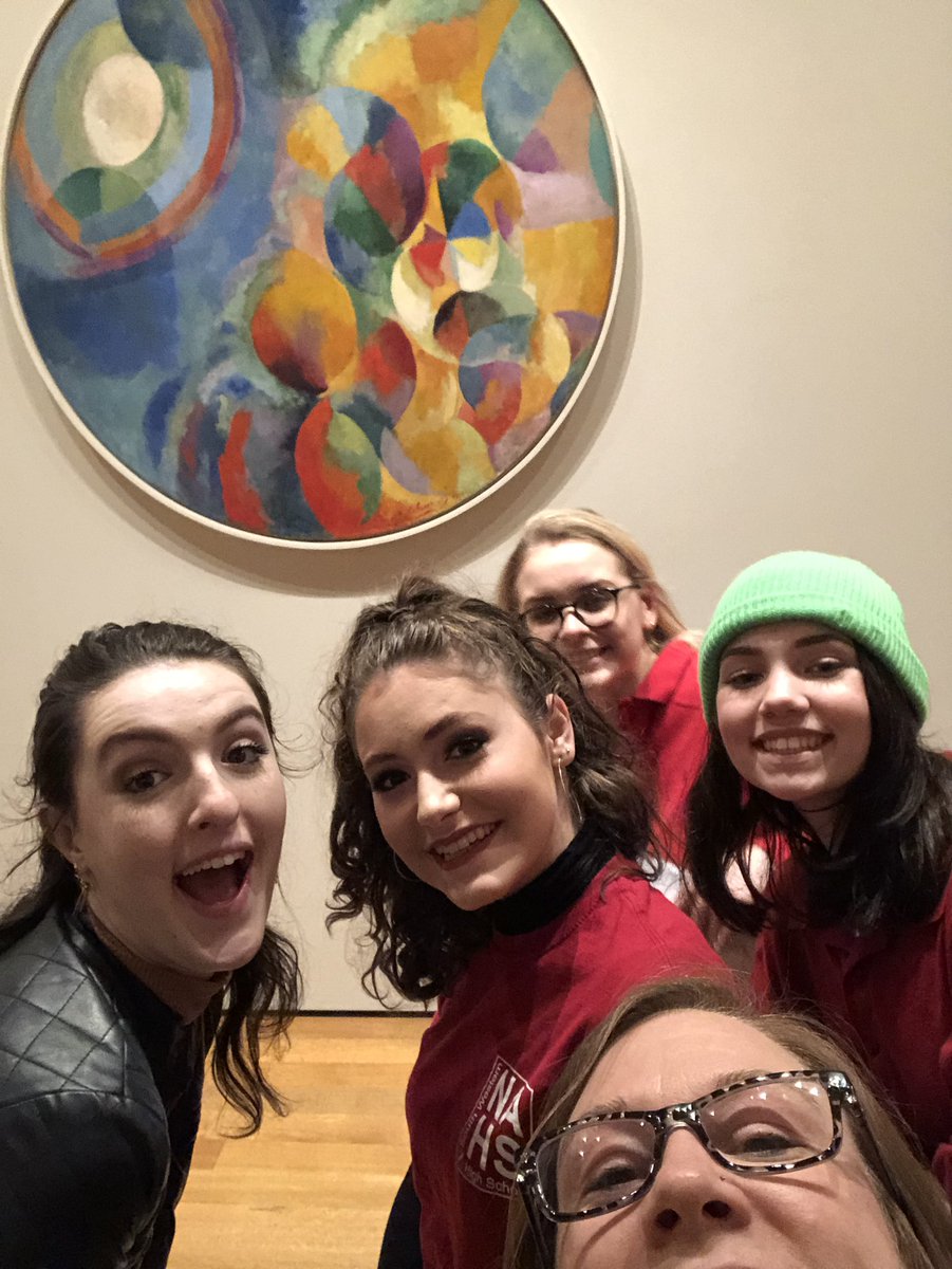 SW_NAHS's tweet image. #NAHSInNYC19 #MoMA  #swhsmustangs  @juliegelsinger @SW_NAHS