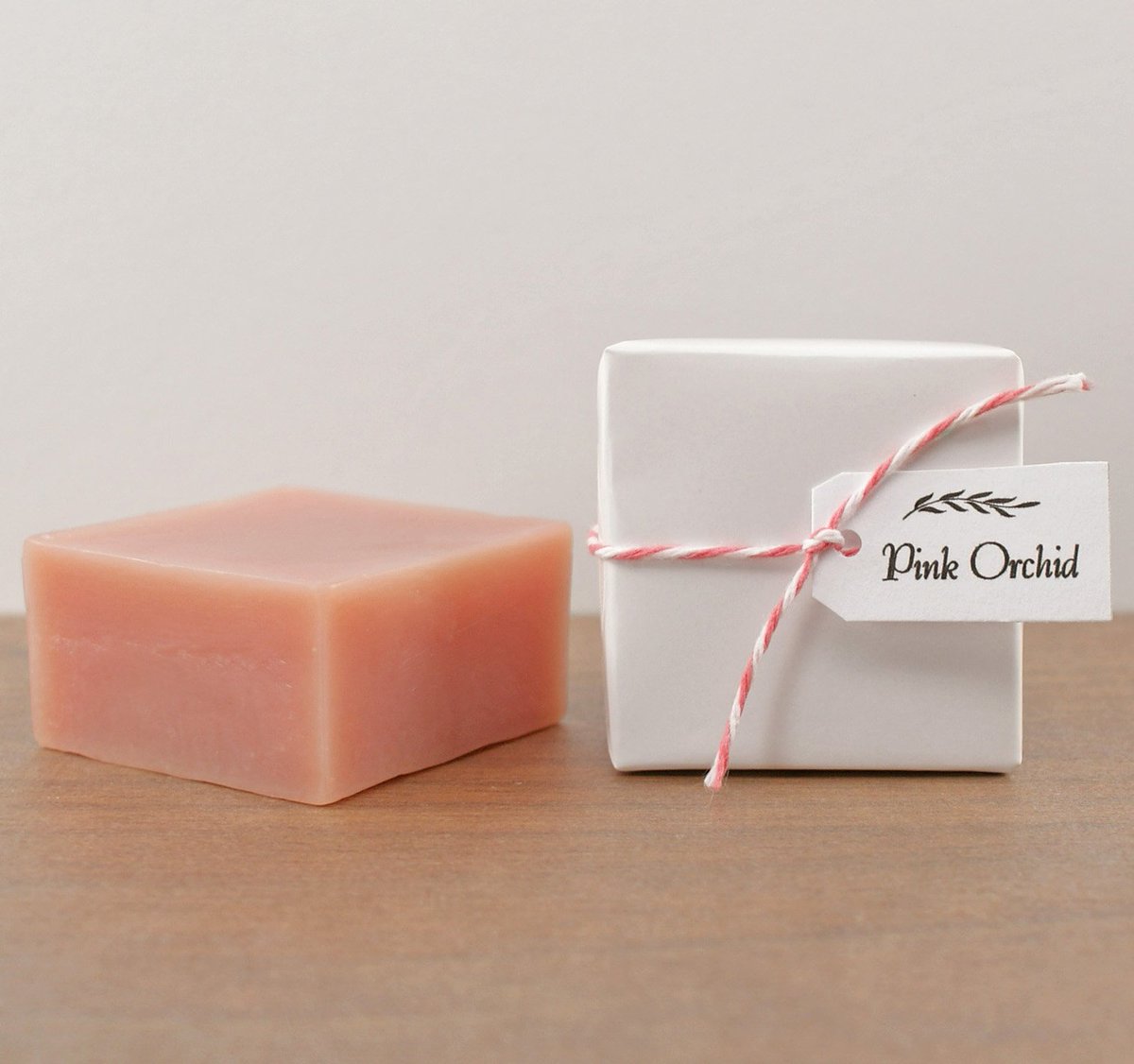 AmeliasSoapCo's tweet photo. Pink Orchid Guest Soap https://t.co/OwsZpGwukf via @Etsy Shea Butter Soap, Feminine Scent, Floral Scent, Women Gift Soap, Gift For Guest #guest #sheabutter #floral #feminine #soap #women #her #integritytt #etsyspecialt #etsyteamunity @Mighty_RTs @HandmadeHour @DNRRTz @FameRTs https://t.co/YU5bGhKrnB