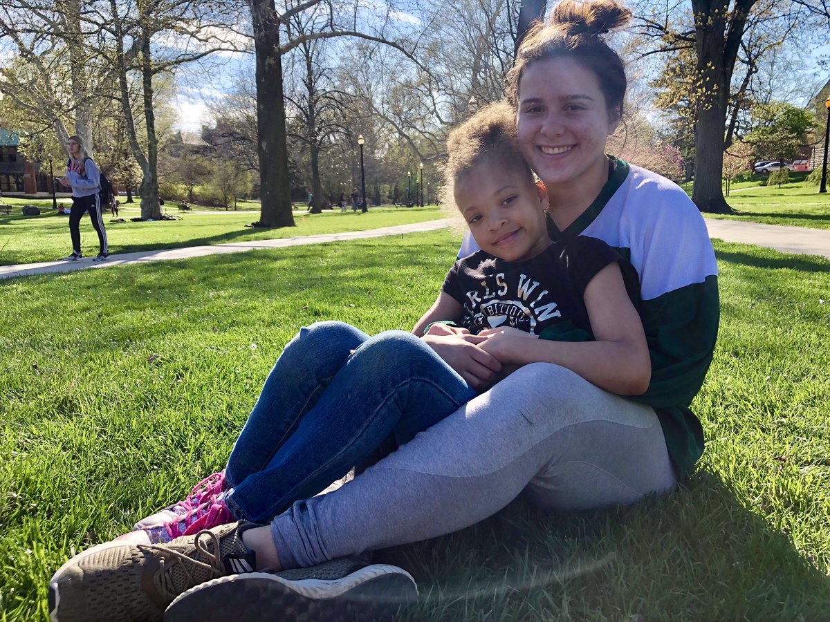 CMFK_OSU's tweet photo. yesterday Linden STEM finished up their last activity of the year in the sunshine! we got some goodies at the buddy dollar store, signed a giant poster with our favorite memories, and enjoyed playing outside with our buddies! thank you Linden STEM mentors! https://t.co/RV8xPCk5P8