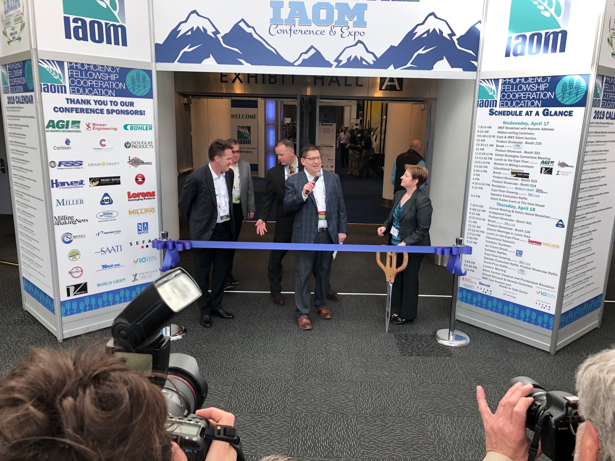 Milling Journal on Twitter "⁦.IAOMillers⁩ President Jeff Hole opens