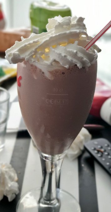 Si es queeee como en casa .....😋😋 #cocinitas #micasa #mivida https://t.co/MTH2vyRXRE<a href="/tag/cocinitas"class="tags">#cocinitas</a><a href="/tag/micasa"class="tags">#micasa</a><a href="/tag/mivida"class="tags"><span>#mivida</span></a>