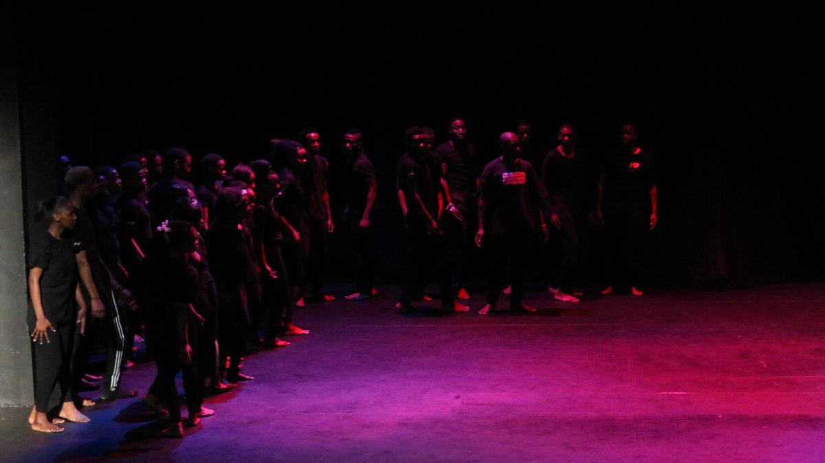 Phenomenon moments at the #AfrikaArtsFestival hosted by #KwethuArts.
Creating platforms for young artists to grow and develop their skills.
