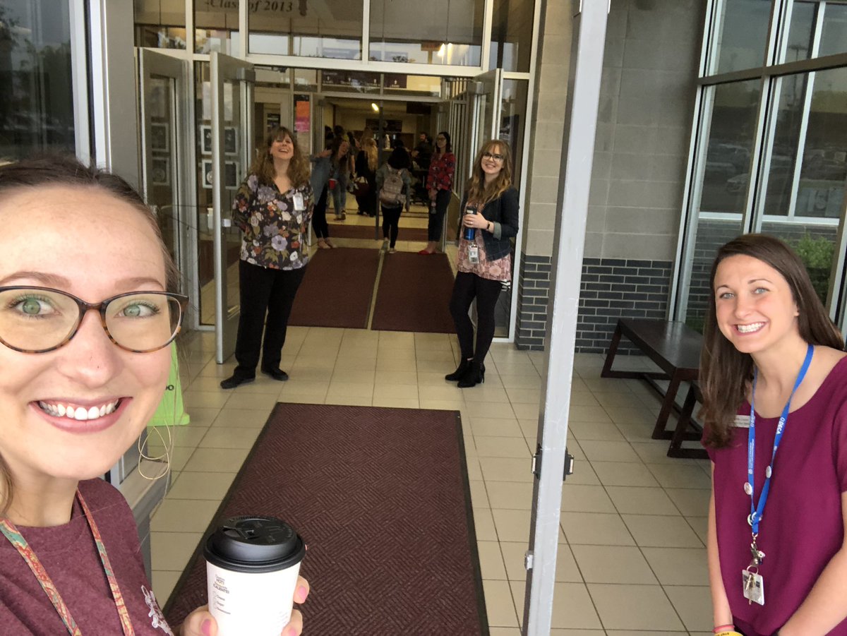 LHS CATE teachers greeting students into the building on this WONDERFUL Wednesday! #LISDBEKIND @MrsCooper205 @BarrientoscaLHS @MrsScrivnerLHS @Emilyyygilbert