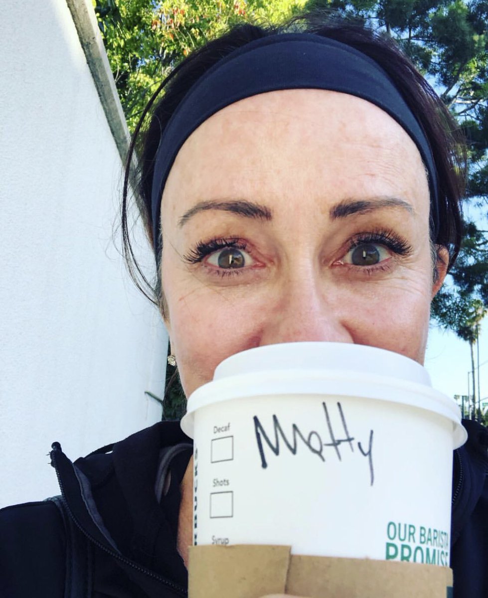 PatriciaHeaton's tweet photo. Happy #humpday! #wednesday #coffee #java #starbucks @Starbucks https://t.co/tZnsyWuDoy