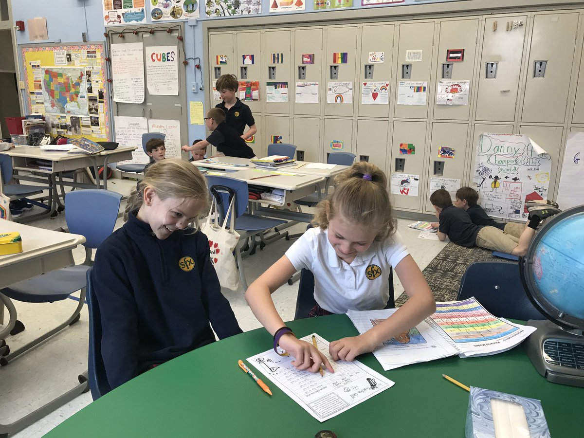 SfxHead's tweet photo. Today we went fraction golfing during our EPIC time! Students rolled the dice to make a fraction and reach “par” on the goal. @SFXWilmette #fractionsarefun #epic https://t.co/YBvRbq2QOm