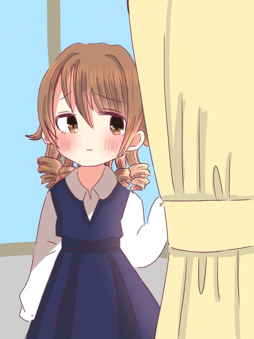 同じクラスの森久保さんは休み時間が終わるとカーテンから出てくる 