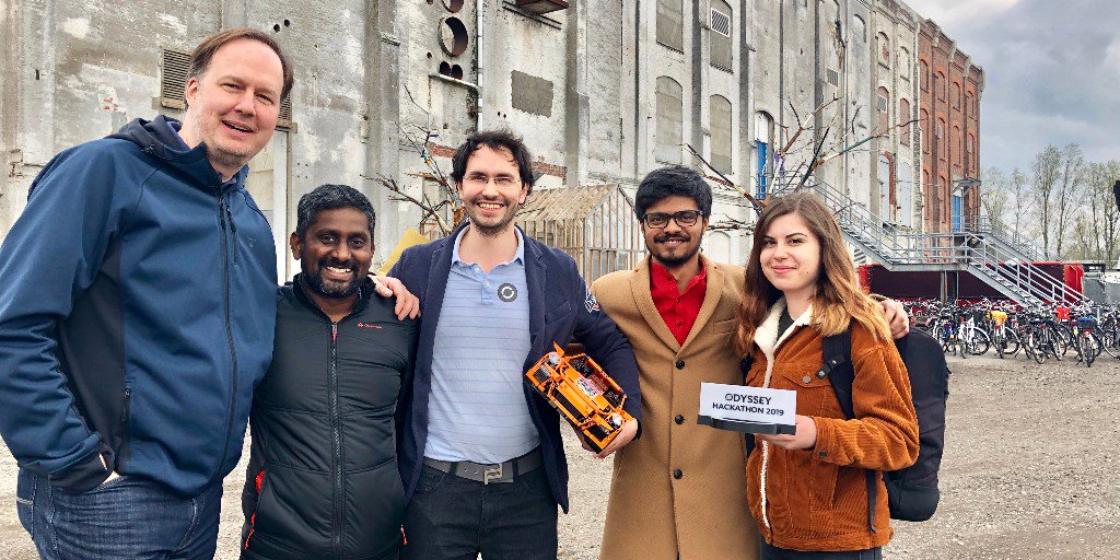 Porschedigital's tweet photo. Here is a full list of the winners of the 2019 @OdysseyHack, world’s biggest Blockchain &amp; AI hackathon - of course with this team of @PorscheLab 😍 #crewlove 
https://t.co/ZogE9vkI0E https://t.co/d417wOhSXX