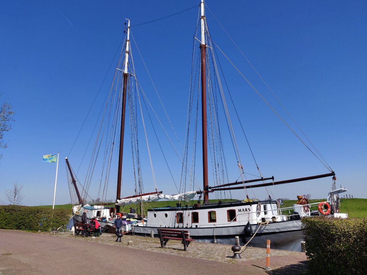 Giveth's tweet image. We ended our #OdysseyHack adventure in the only way that made sense, by sailing away into the sunset (kinda). Thanks once more to all hackers/sailors building the #CommonsStack with us, you are all heroes. This is only the start of our journey, join us: giveth.io/join