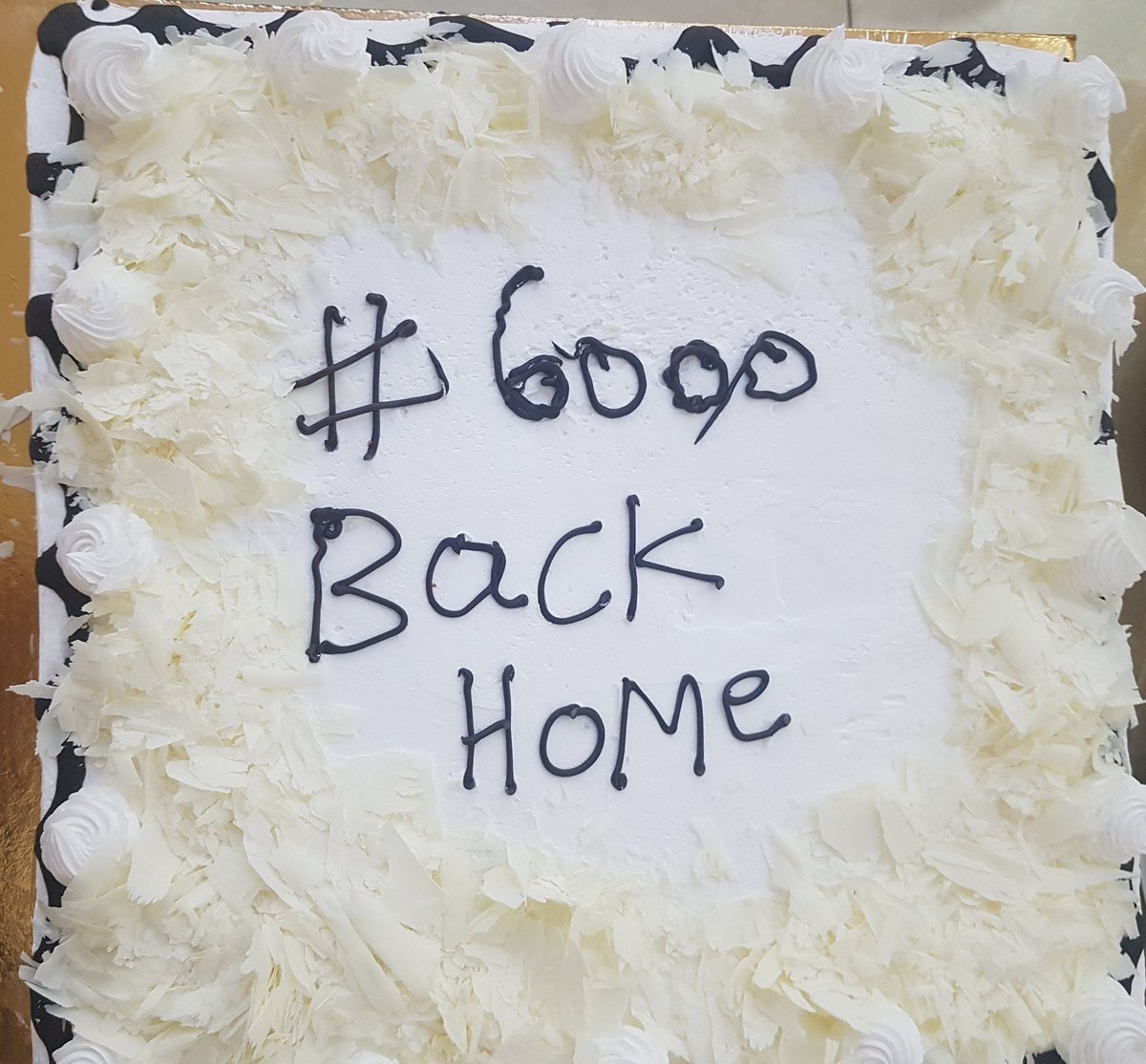 silviaonater's tweet photo. Cake to celebrate 6000 children are reunified with families in #SouthSudan #6000BackHome @SCSouthSudan https://t.co/tYSOB2RhX3