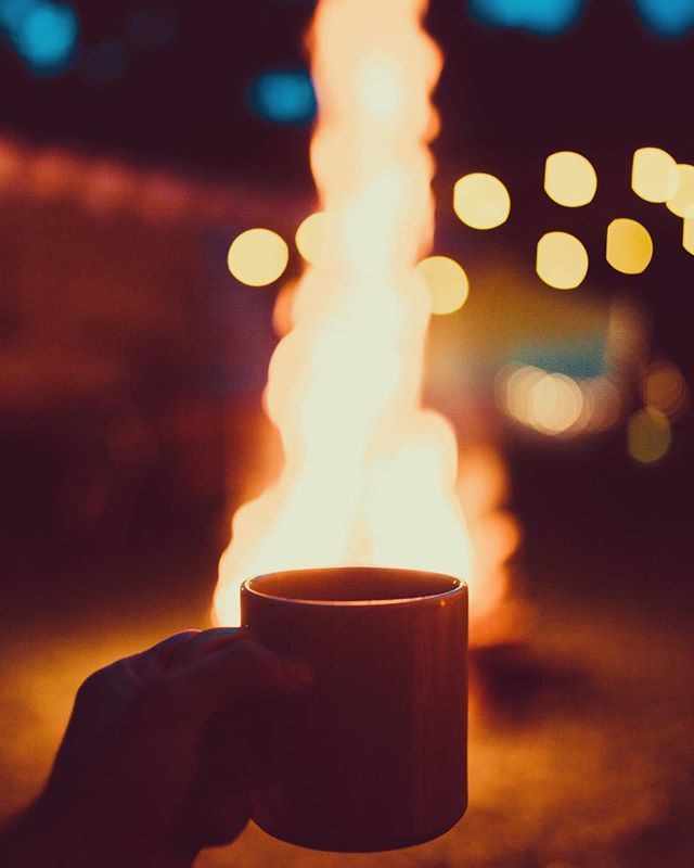 coffeisseur's tweet photo. It’s nearly bonfire season again! 🔥☕️
#bonfire #bokeh #blur https://t.co/nGqr4X7UrY