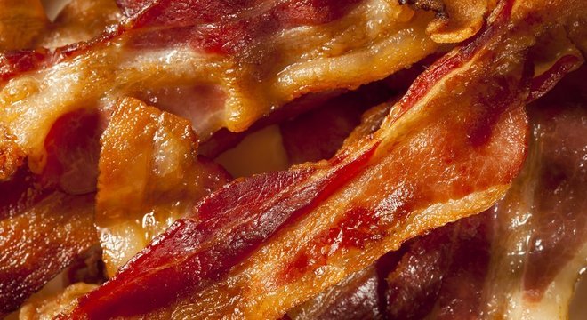 Uma fatia de bacon por dia é suficiente para 'aumentar risco de câncer' r7.com/2OEO