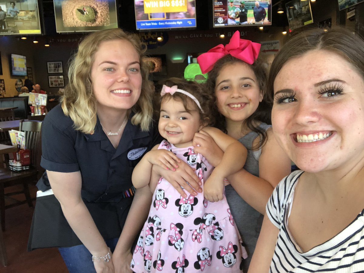 Pluckers's tweet photo. Congrats to our #serverselfie winners! They won a $100 gift card for these posts!! https://t.co/gKebo0fe5Q