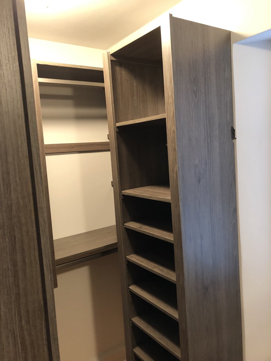 victoryclosets's tweet image. "Having a smaller closet doesn't means you'll never be able to fit everything in" -said no Victory Closets owner. #nospacenoproblem #dreamcloset #organize #closetsystem #victoryclosets