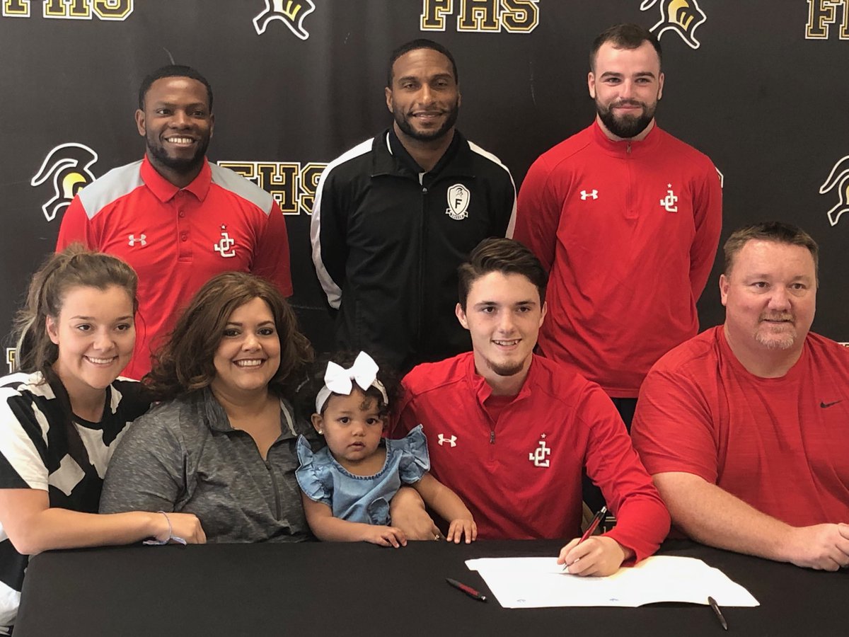 FHSKnightsAD's tweet photo. Congratulations to Bryce Sancegraw on signing with Jefferson College to play soccer next year https://t.co/ZwDH8uxUjv