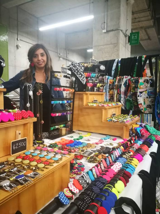 metrodesantiago's tweet photo. Ven a conocer la feria de artesanos emprendedores que tenemos en estación Franklin #L6  hasta el sábado 20 de Abril! No te lo pierdas ☺🚇 https://t.co/YNFhwabxXX