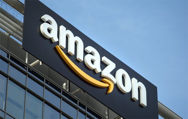 NextportChina's tweet photo. After #Google, #Uber and #eBay, now also Amazon is withdrawing from China. However, the fact that #Amazon can't make it in China is no big surprise, given China's e-commerce market with big players like #Alibaba, JD. com, #WeChat and #Xiaohongshu. https://t.co/2T8tuZZD3G https://t.co/85g7AiYpFR