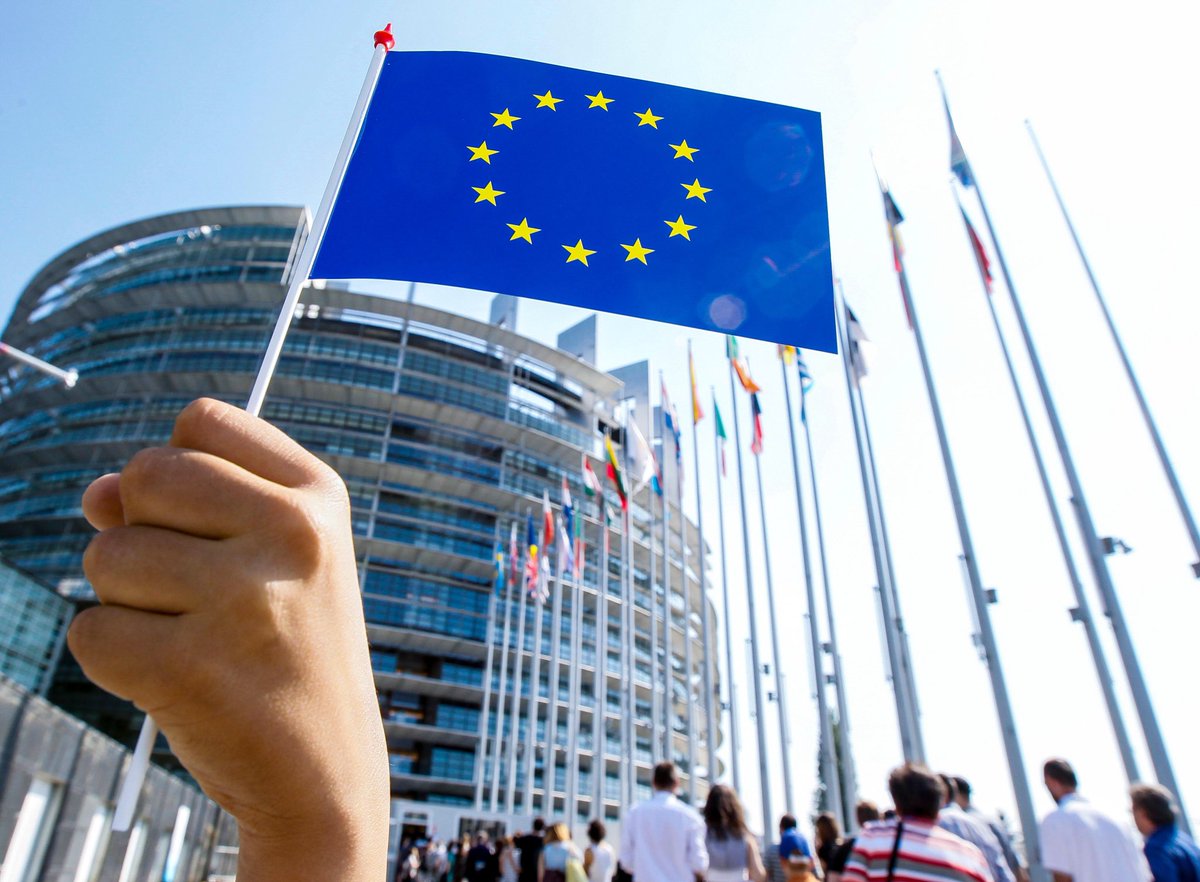 EricAndrieuEU's tweet photo. Se félicite de l'adoption par notre Parlement🇪🇺de la proposition de la @EU_Commission visant à renforcer l’encadrement des activités de @EFSA_EU dont les études doivent être dénuées de tout conflit d’intérêt, afin de protéger au mieux la santé des 500 mio d’Européens. #Glyphosate https://t.co/WQXG2Ij1rL