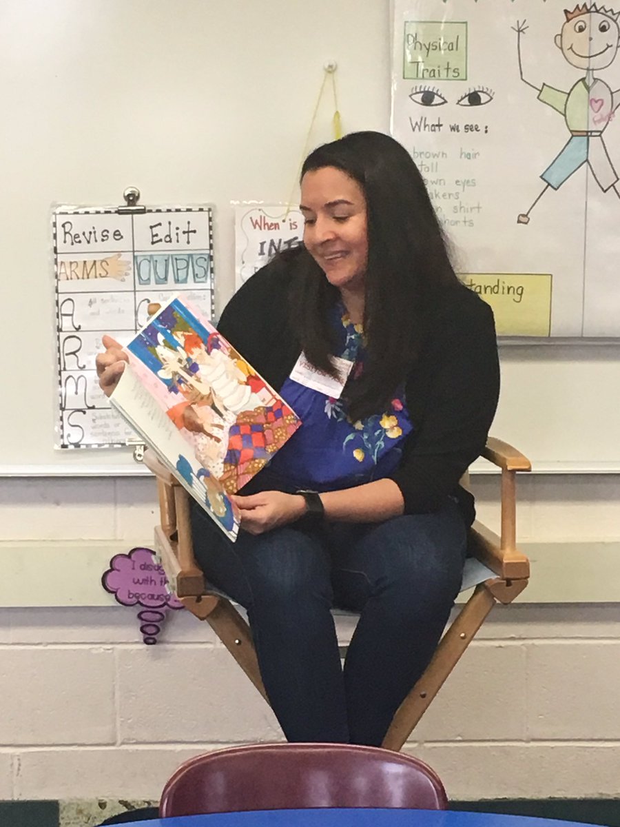 5L’s Mystery Reader, PPB’s alumna, Christina Vuocolo! @taraweber3702 @ghaschool <a href="/mrs_mosca/">Mrs. Michele Mosca</a>